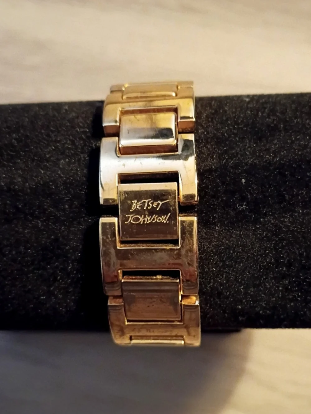 Betsey Johnson Royal Duck Watch - Picture 3 of 5